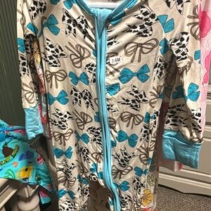 Baby Onesie with Bow and Animal Print